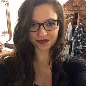 Meet your Posher, Veronica